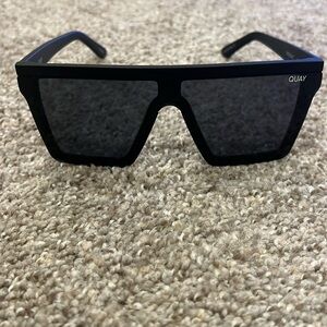 Quay Hindsight Sunglasses